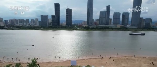 乾富策略 以水为“媒”打造“水经济”衍生消费新业态 夏日清凉激活经济新活力